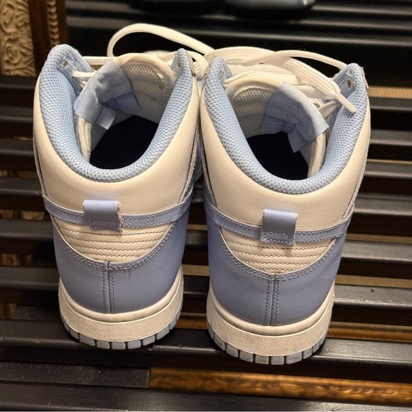 Nike Dunk High Sneakers in Pastel Blue and White - Picture 3 of 8